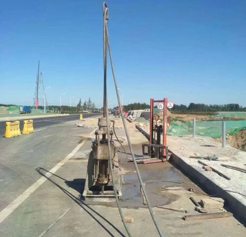 贵南公路高聚物注浆加固